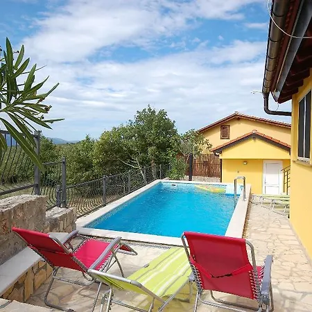 Malnar Emira - Three Bedroom Hotel Pinezici (Krk)